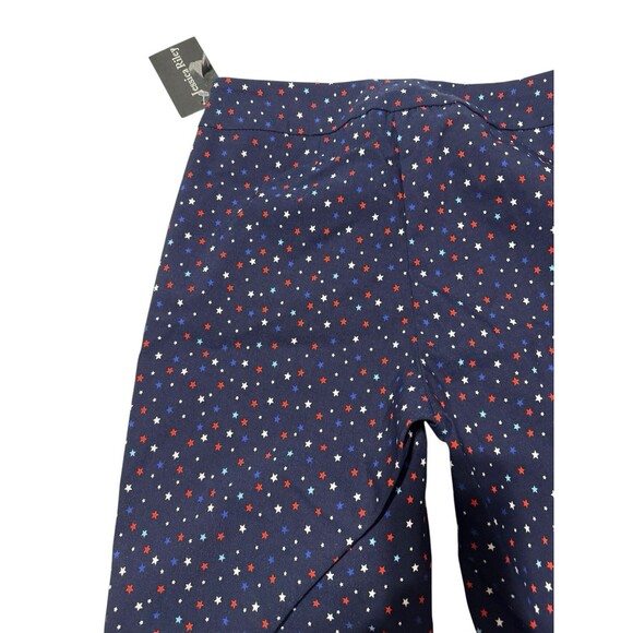 Jessica Riley Size S NWT Knee Shorts Blue, Red, White Star Design - Picture 4 of 7